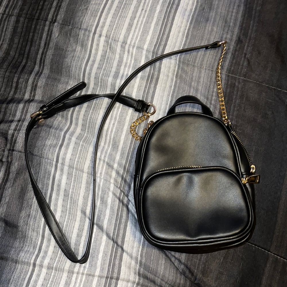 Black purse